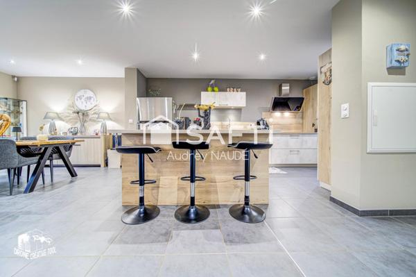 Maison moderne 2019 avec piscine et confort total