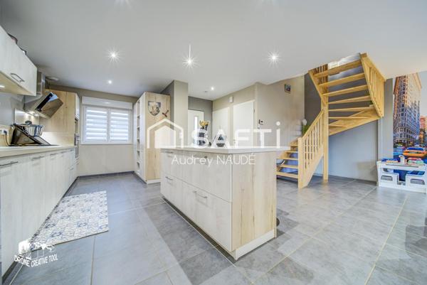 Maison moderne 2019 avec piscine et confort total