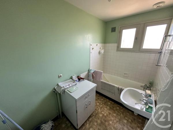 Maison à vendre  5 pièces - 87 m 2   CHATEAUROUX  - 36