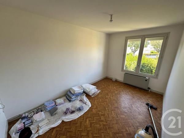Maison à vendre  5 pièces - 87 m 2   CHATEAUROUX  - 36