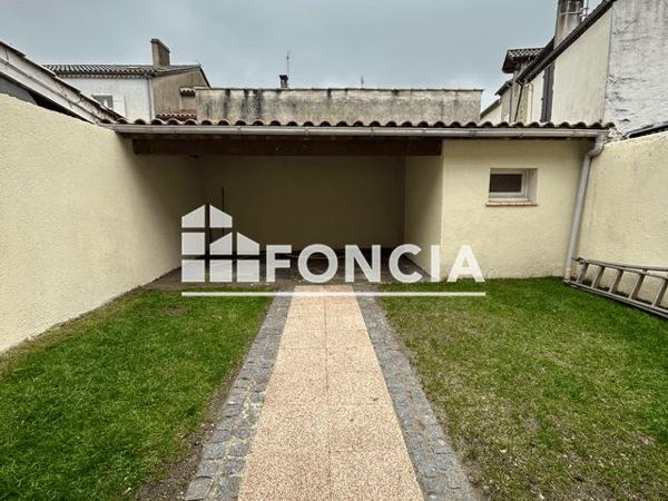 Location Maison 3 pièces 68 m² - 4 RUE DU CAMP DE MOURET Villeneuve Sur Lot 47300