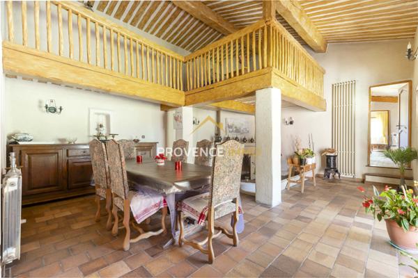 Lambesc (13410) Maison de caractère à Lambesc