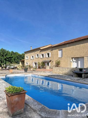 Maison à vendre 7 pièces 250 m² Le Thor