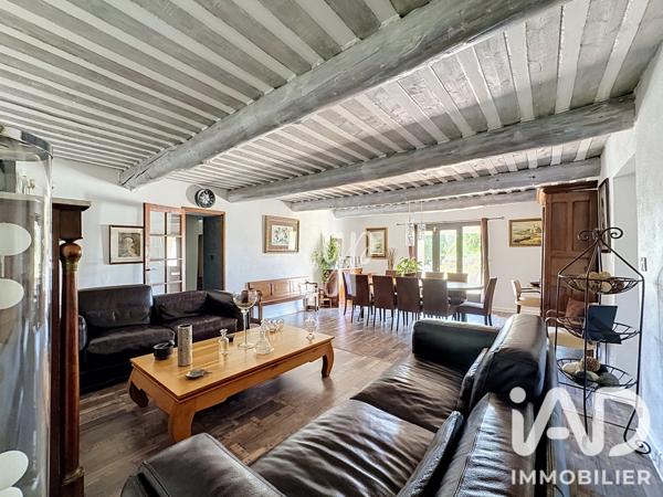 Maison à vendre 7 pièces 250 m² Le Thor