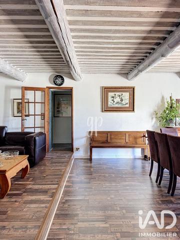 Maison à vendre 7 pièces 250 m² Le Thor