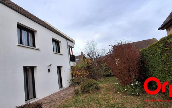 Maison à vendre    5 pièces • 120 m2 Laon