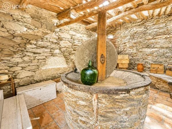CENTURI Ancien moulin à huile d’exception au cœur d’un authentique village de pêcheurs