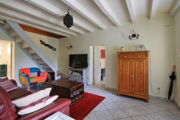 Maison de campagne 3 chambres sur 1 hectare.