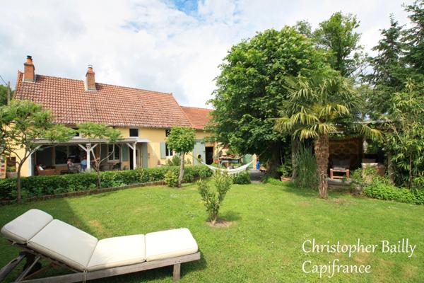 Maison de campagne 3 chambres sur 1 hectare.