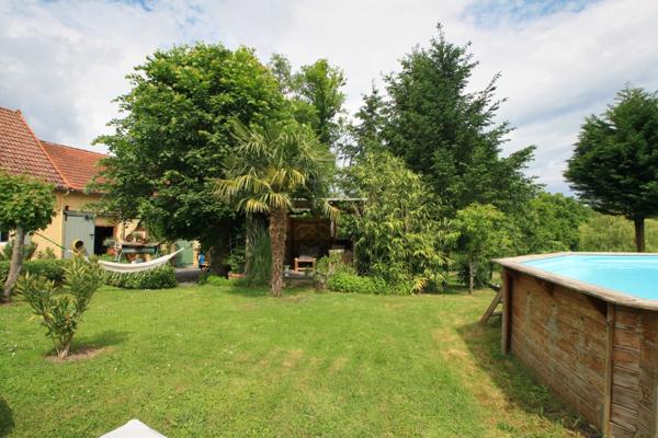 Maison de campagne 3 chambres sur 1 hectare.