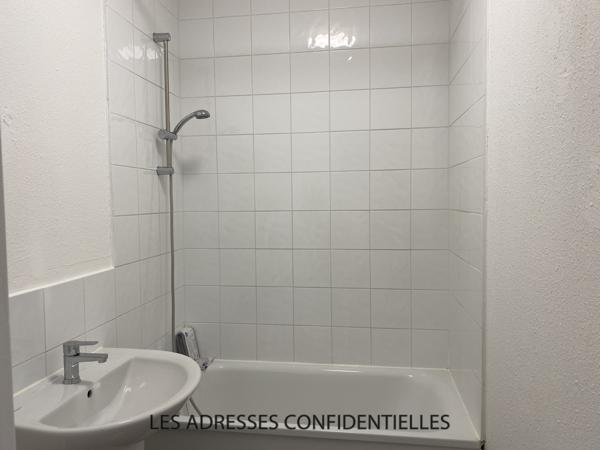 Saint-Germain-au-Mont-d'Or - Appartement T3 67m² avec Balcon - 913 €/mois CC
