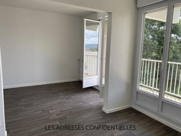 Saint-Germain-au-Mont-d'Or - Appartement T3 67m² avec Balcon - 913 €/mois CC