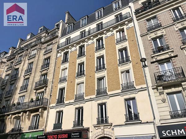 A VENDRE - RUE DE VAUGIRARD - 2 PIECES 29m²