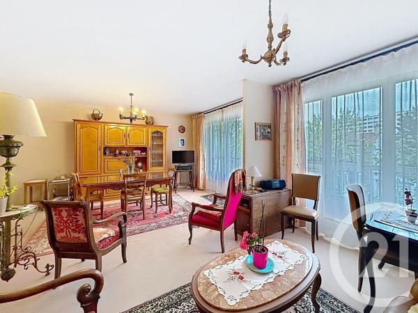 Appartement F4 à vendre  4 pièces - 82,74 m 2   CHOISY LE ROI  - 94