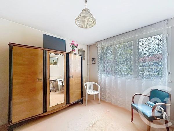 Appartement F4 à vendre  4 pièces - 82,74 m 2   CHOISY LE ROI  - 94