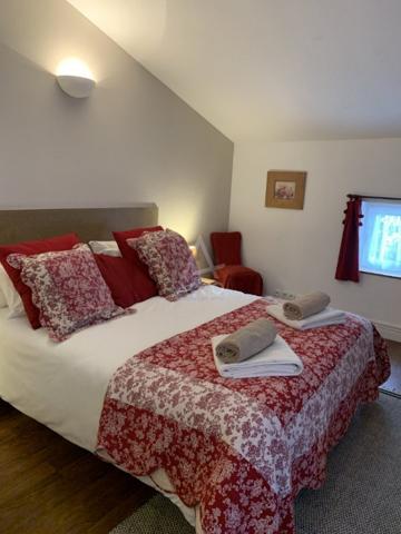 CHALAIS (16) - MAISON BOURGEOISE 400 m2