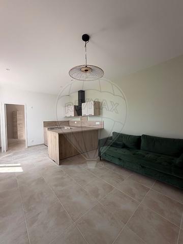 Maison 1 chambre(s) à vendre - Saintes, Charente-Maritime - 17