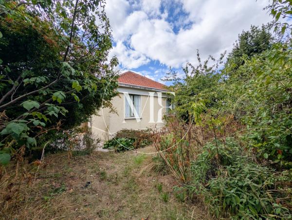 Maison
         5 pièces
        - 114 m² Exclusivité 550 000 € *