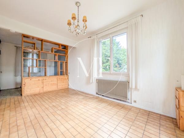 Maison
         5 pièces
        - 114 m² Exclusivité 550 000 € *
