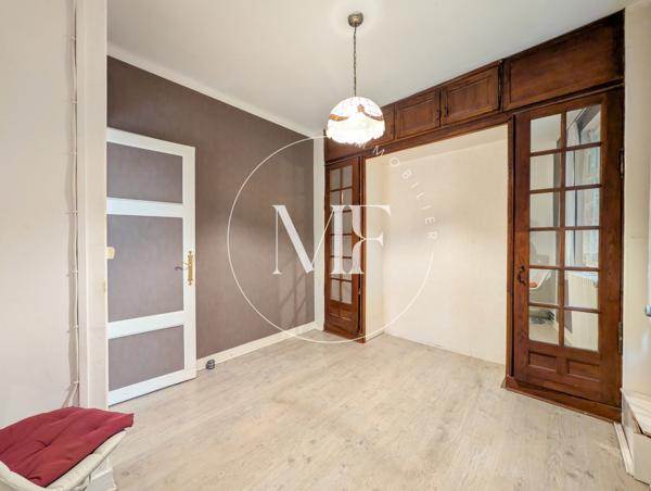 Maison
         5 pièces
        - 114 m² Exclusivité 550 000 € *
