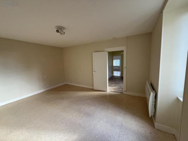 Appartement à louer à Saint-Jean-le-Vieux dans l'Ain (01640), ref : LA2920-01032