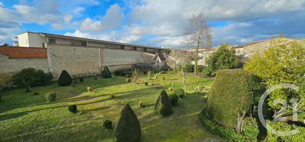 Maison à vendre  10 pièces - 384 m 2   LANGON  - 33
