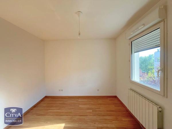 Appartement à vendre 2 pièces 52.8m² Prévessin-Moëns (01280)