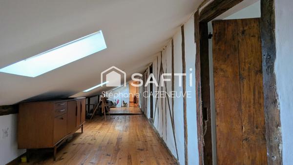 Bâtisse familiale 230 m² avec jardin et garage