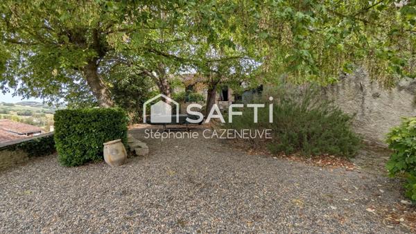 Bâtisse familiale 230 m² avec jardin et garage