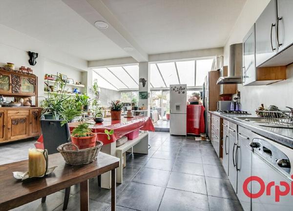 Appartement à vendre    4 pièces •  Bagnolet