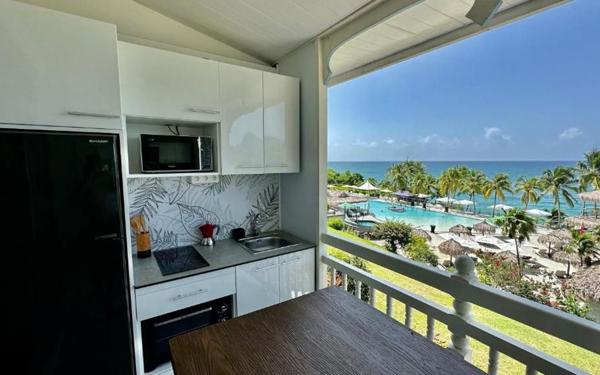 Appartement à vendre    1 pièce •  Le Diamant