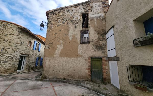 Maison à vendre    2 pièces •  Catllar