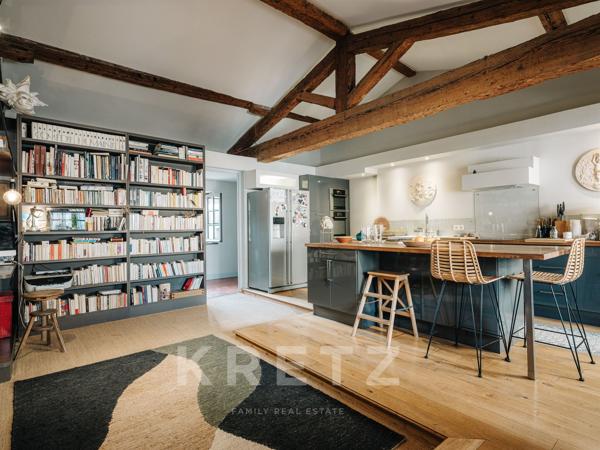Rare à Carcassonne, cet appartement de 280 m² conjugue élégance, volumes remarquables et terrasse de 50 m² en plein centre-ville.