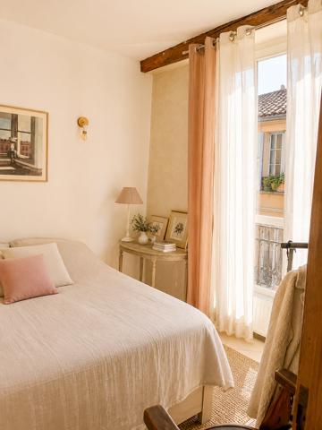Appartement
         3 pièces
        - 63 m² Exclusivité 310 000 € *