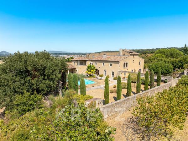 Maison de maître à vendre en campagne de Montélimar - DROME