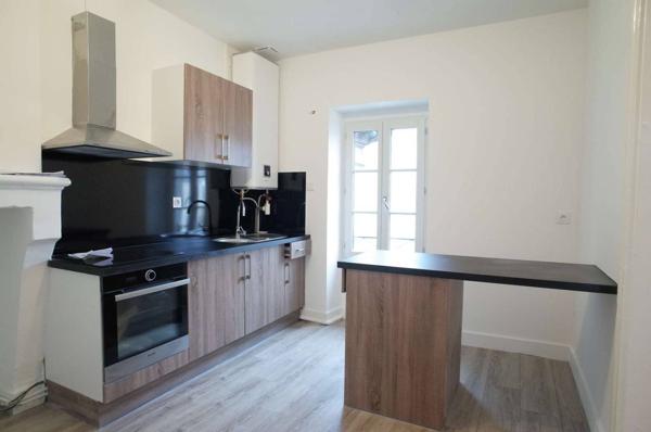 Location T2 bis meublé – Quartier historique Saint-Pierre, Bordeaux