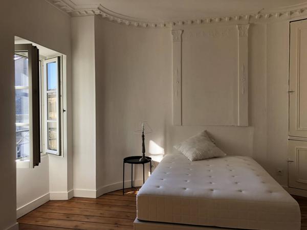 Location T2 bis meublé – Quartier historique Saint-Pierre, Bordeaux
