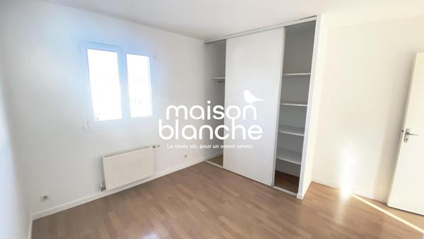 VILLENAVE D'ORNON CHAMBERY/TRIGAN:MAISON DE VILLE T4 LIBRE  AVEC  JARDIN, GARAGE ET PARKING!