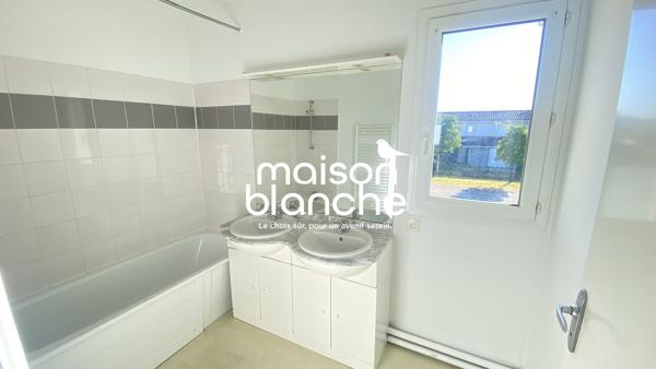 VILLENAVE D'ORNON CHAMBERY/TRIGAN:MAISON DE VILLE T4 LIBRE  AVEC  JARDIN, GARAGE ET PARKING!