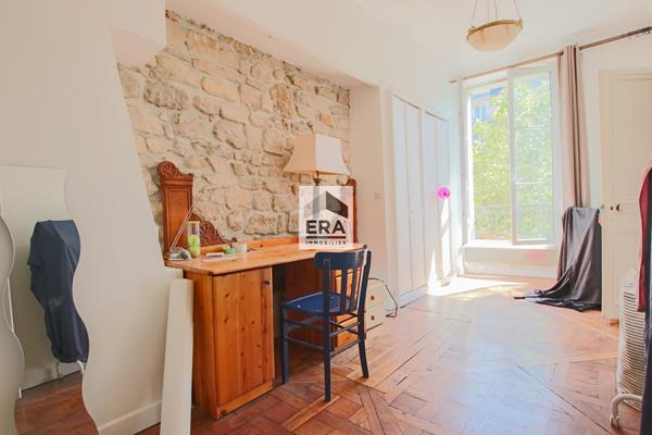 Appartement Paris 4 pièce(s) 63 m2