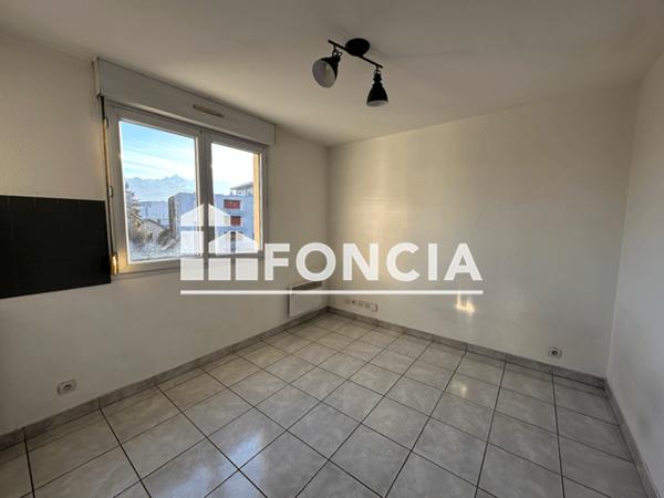 Location Studio 17.47 m² - 57 AVENUE JEANNE D'ARC Grenoble 38000