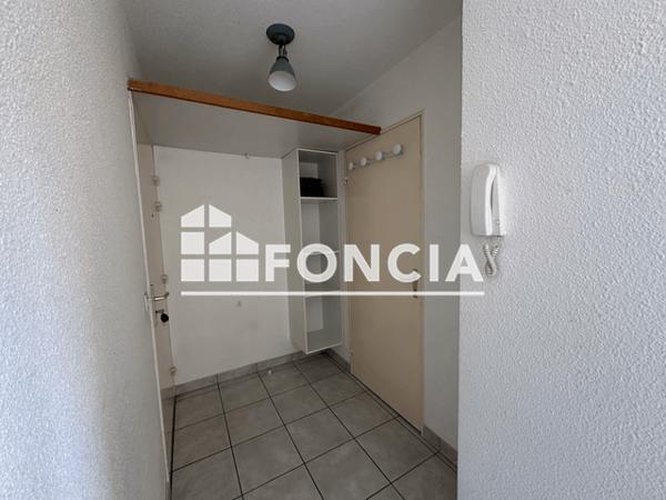 Location Studio 17.47 m² - 57 AVENUE JEANNE D'ARC Grenoble 38000