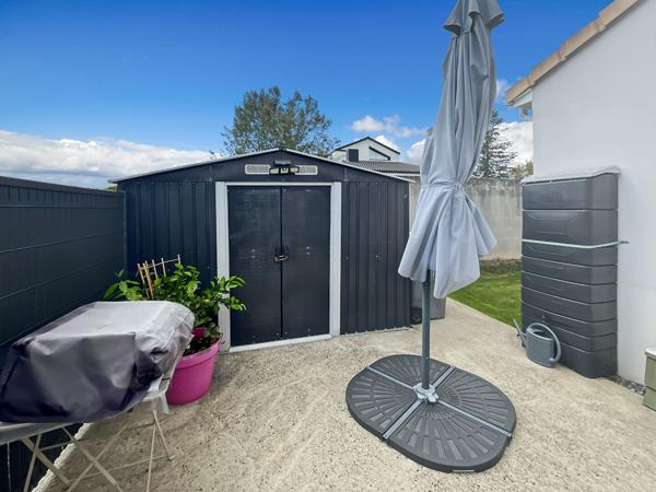 Maison récente de 2020 à vendre à Challans avec terrasse et terrain clos