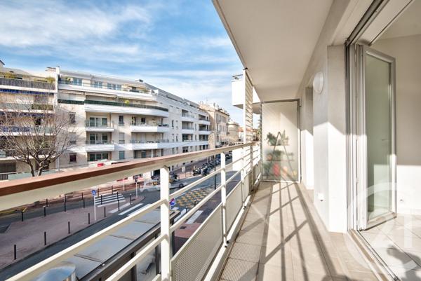 Appartement T3 à vendre  3 pièces - 73,17 m2 ANTIBES - 06
