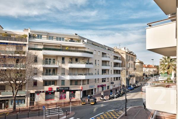 Appartement T3 à vendre  3 pièces - 73,17 m2 ANTIBES - 06