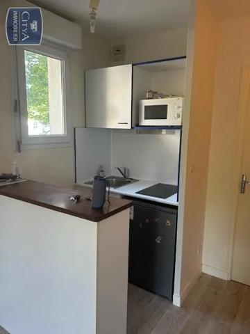 Appartement à louer 1 pièce 24.6m² Poitiers (86000)