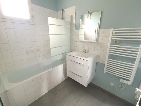 Maison St Berthevin 4 pièce(s) 61.67 m2