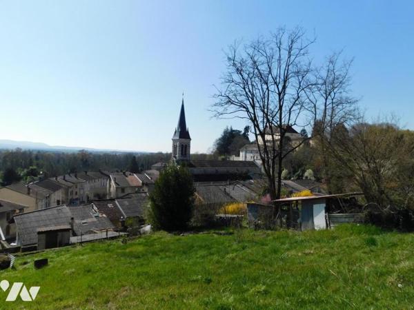 Maison de ville avec garage et jardin