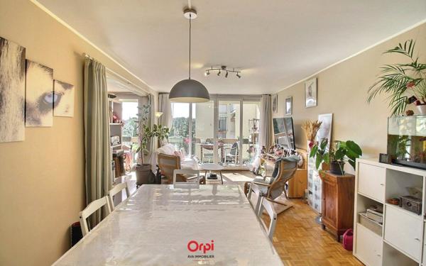 Appartement à vendre    4 pièces • 99 m2 Marseille 14