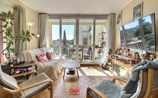 Appartement à vendre    4 pièces • 99 m2 Marseille 14